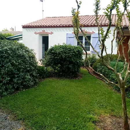 L'eden Naturiste Ecureuil * Challans