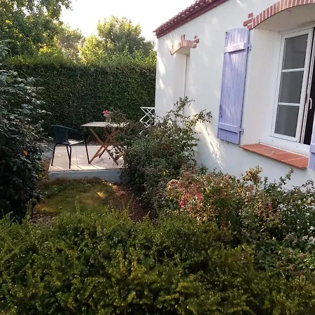 L'eden Naturiste Ecureuil Accommodatie bij particulieren Challans