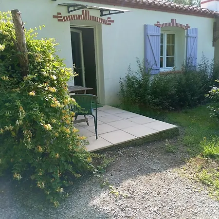 L'eden Naturiste Ecureuil *