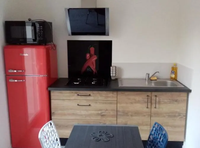 L'eden Naturiste Ecureuil Проживание в семье