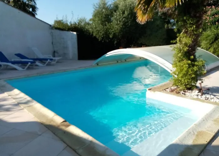 L'eden Naturiste Ecureuil Проживание в семье Шаллан